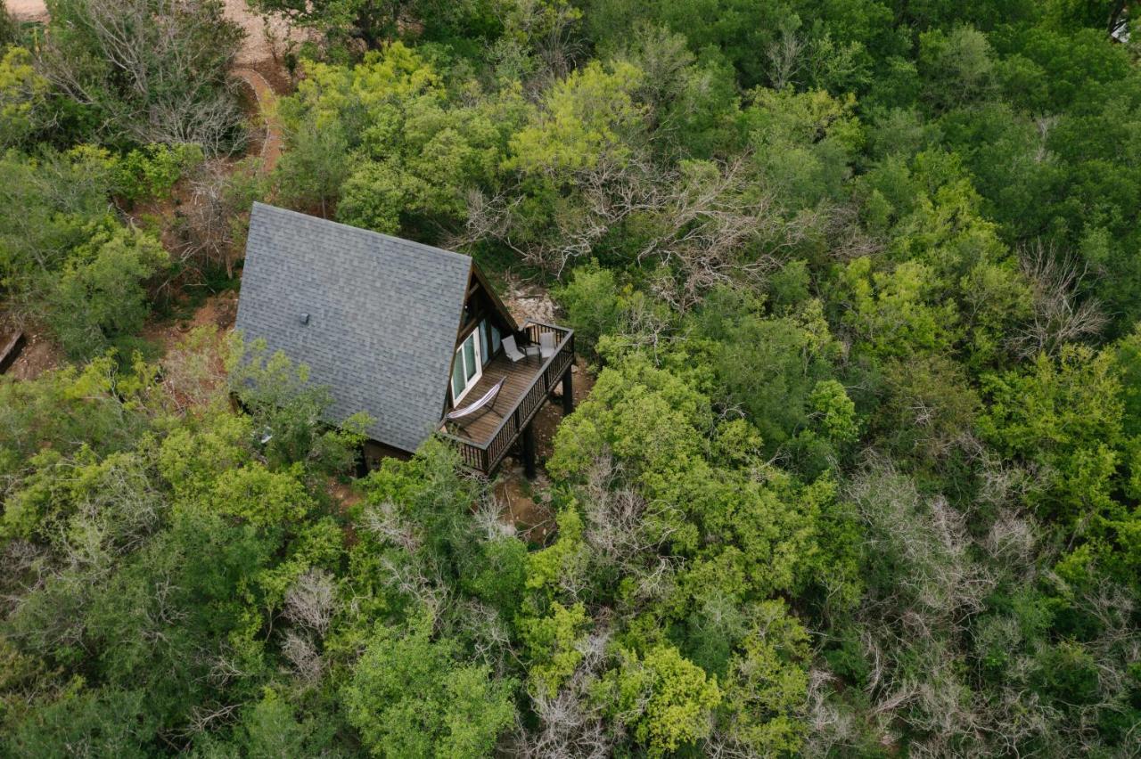 The Maverick: A-Frame W/ Hammock And Tree Top View 新布朗费尔斯 外观 照片